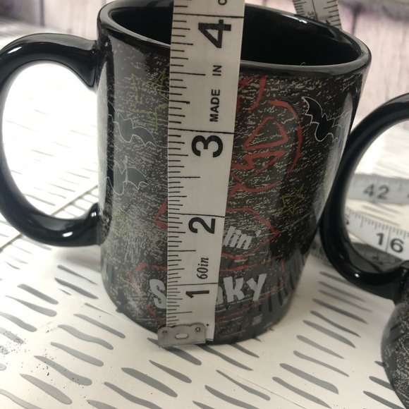 Disney Minnie Mouse Halloween 2 mugs - Picture 4 of 5